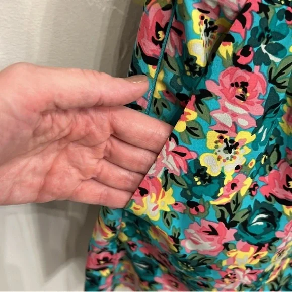 Floral One-Shoulder Romper - Picture 4 of 7